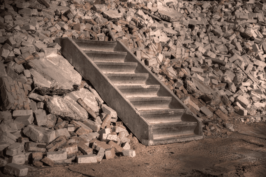 how to repair concrete steps - image from pixabay by Skitterphoto